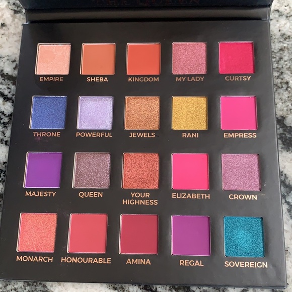 Brand New ELOISE BEAUTY The Queen Eyeshadow Palette (Never Used) - Picture 2 of 8